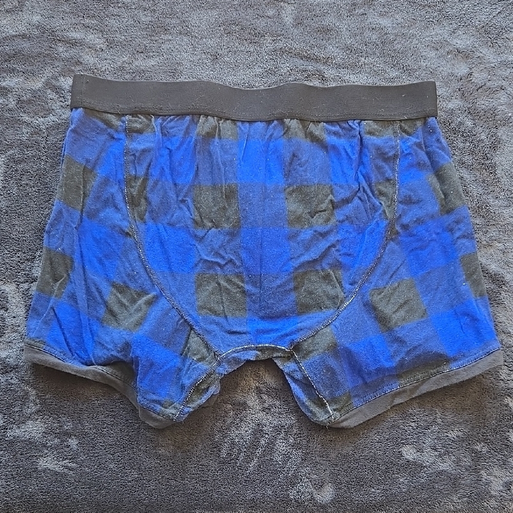 Aeropostale Blue and Black Boxer Briefs with Artistic Design - Picture 3 of 3